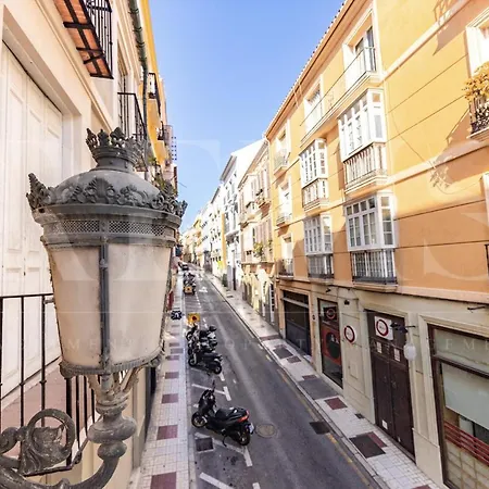Private Rooftop & Elegant Studio - Center By Rems Malaga